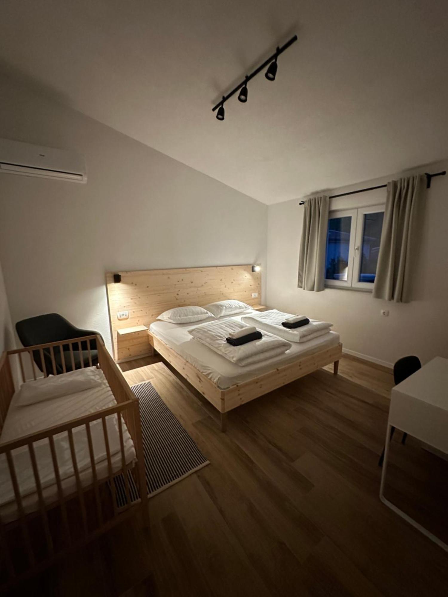 Appartement Climber à Starigrad Paklenica Extérieur photo